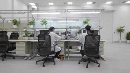 研創安全并重 特斯拉上海雙中心落成，電子專用材料研發再添動能